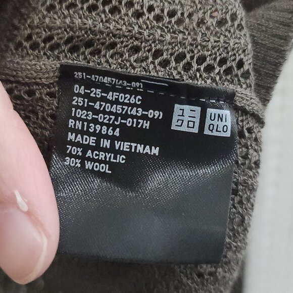 Uniqlo Open Knit Sheer Long Sleeve Top Gray Size Small Lightweight Beachy - Picture 9 of 11